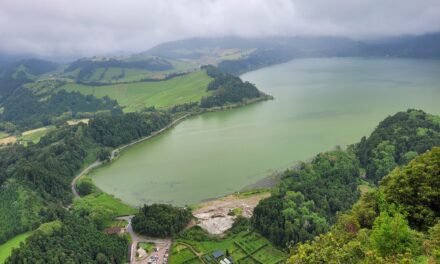 From Misty Trails to Healing Waters: Furnas Lake, Pico do Ferro and Terra Nostra