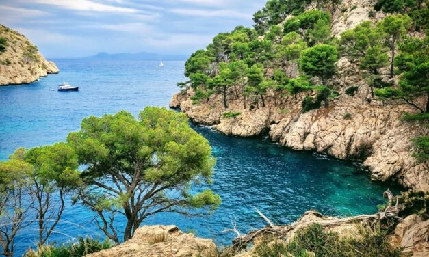 Hiking in Mallorca: From Formentor’s Shores to Secluded Cala en Gossalba
