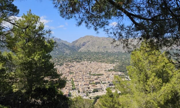 A Perfect Blend of Beach and Hiking in Mallorca: Pollença