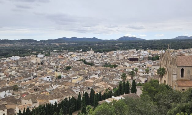 Exploring Eastern Mallorca: Castles, Sanctuaries and Caves